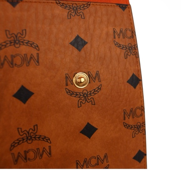 MCM LEATHER ENVELOPE BAG - Picture 4 of 6